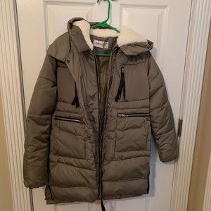 The Amazon Jacket 💛